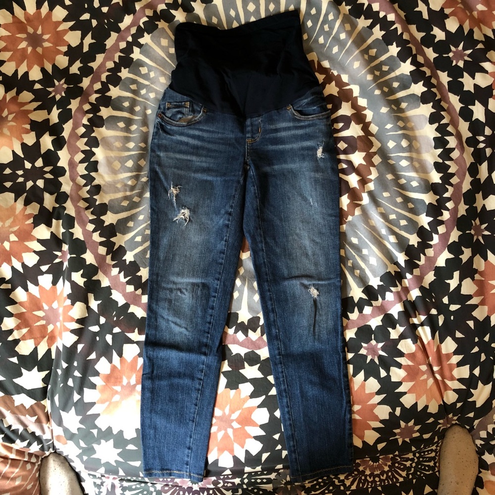 Distressed maternity jeans by Pea in the Pod